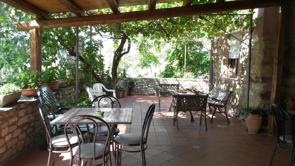 Agriturismo Capuano Gangi Buitenkant foto